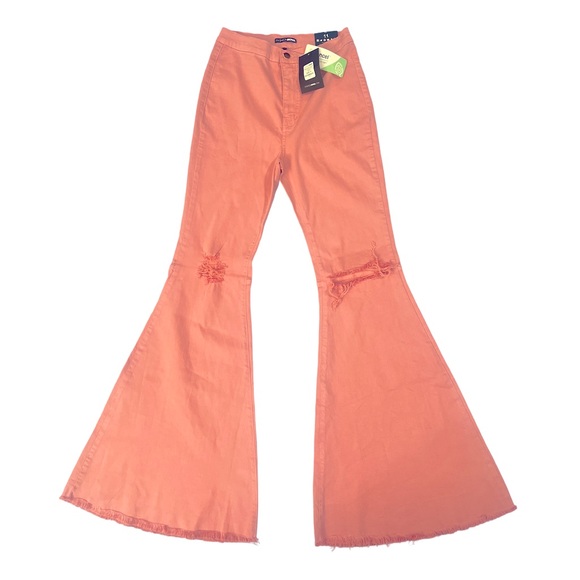 Fashion Nova extreme flare leg pants blush pink size 11 women’s distressed NWT - Picture 5 of 11